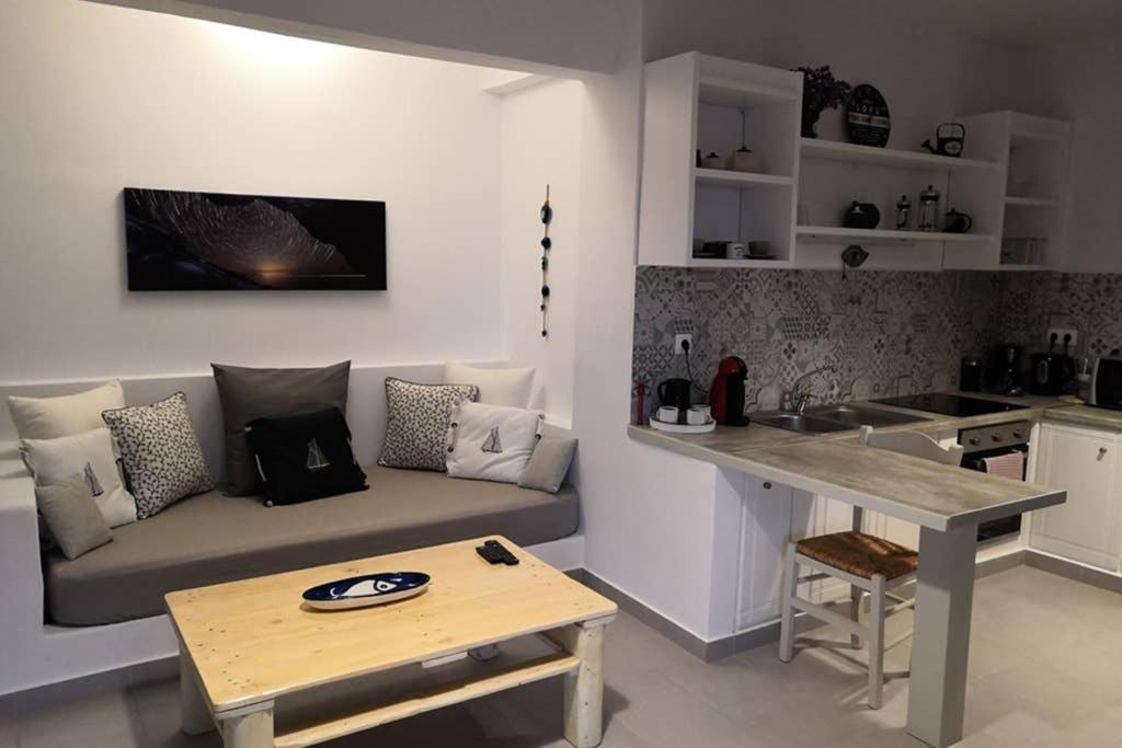 Apartament Mariannas House Nausa Zewnętrze zdjęcie